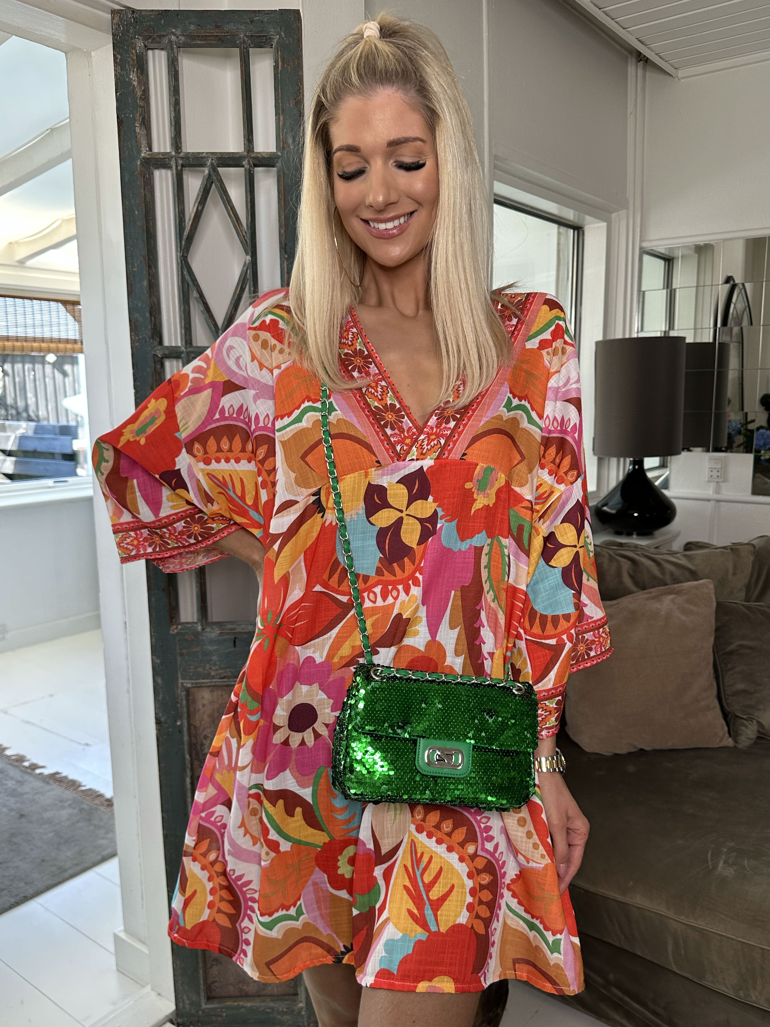 Mathilda - Söt tunika i viskos med fint mönster